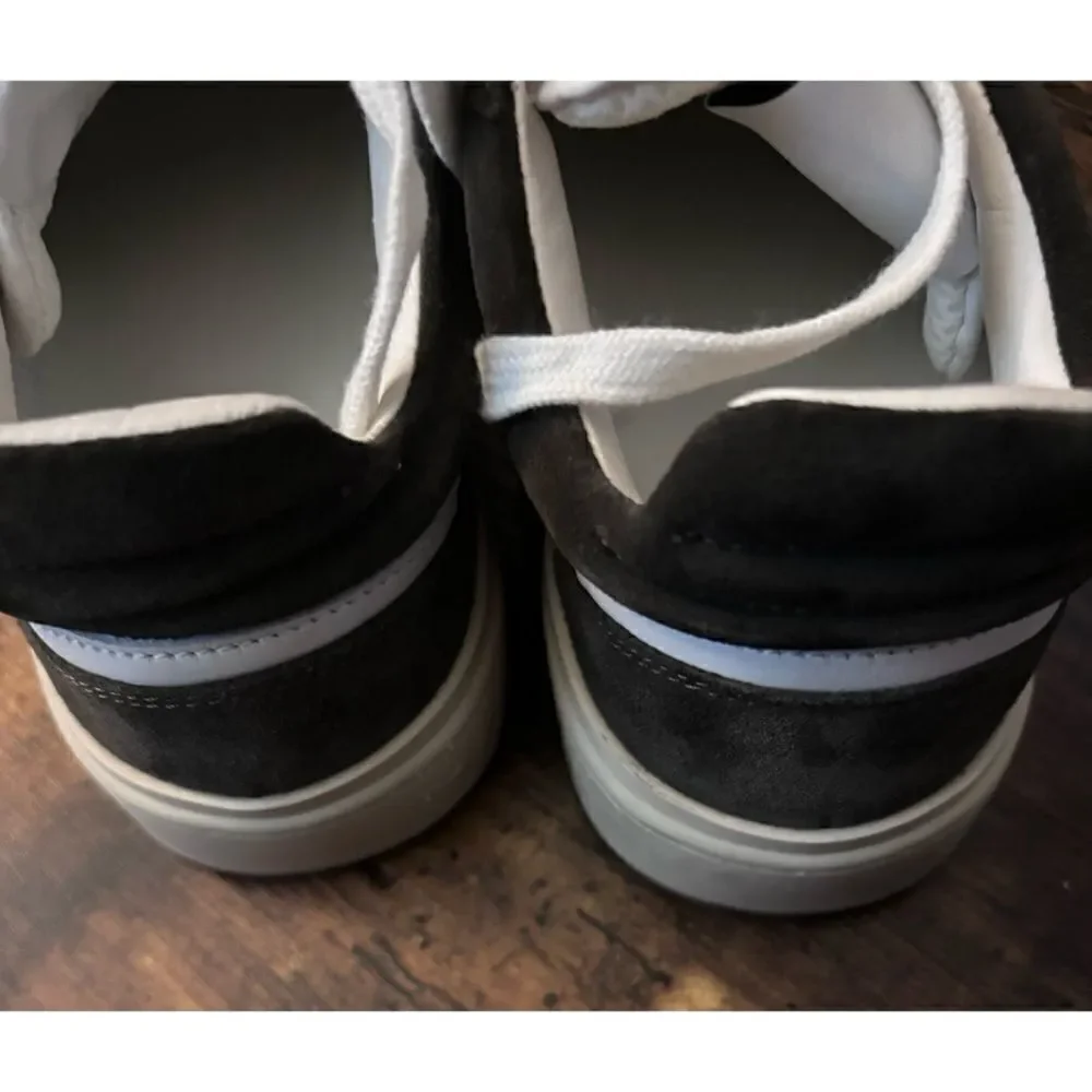 Closed  Sneaker Low Top in Olive Suede / White Size 36